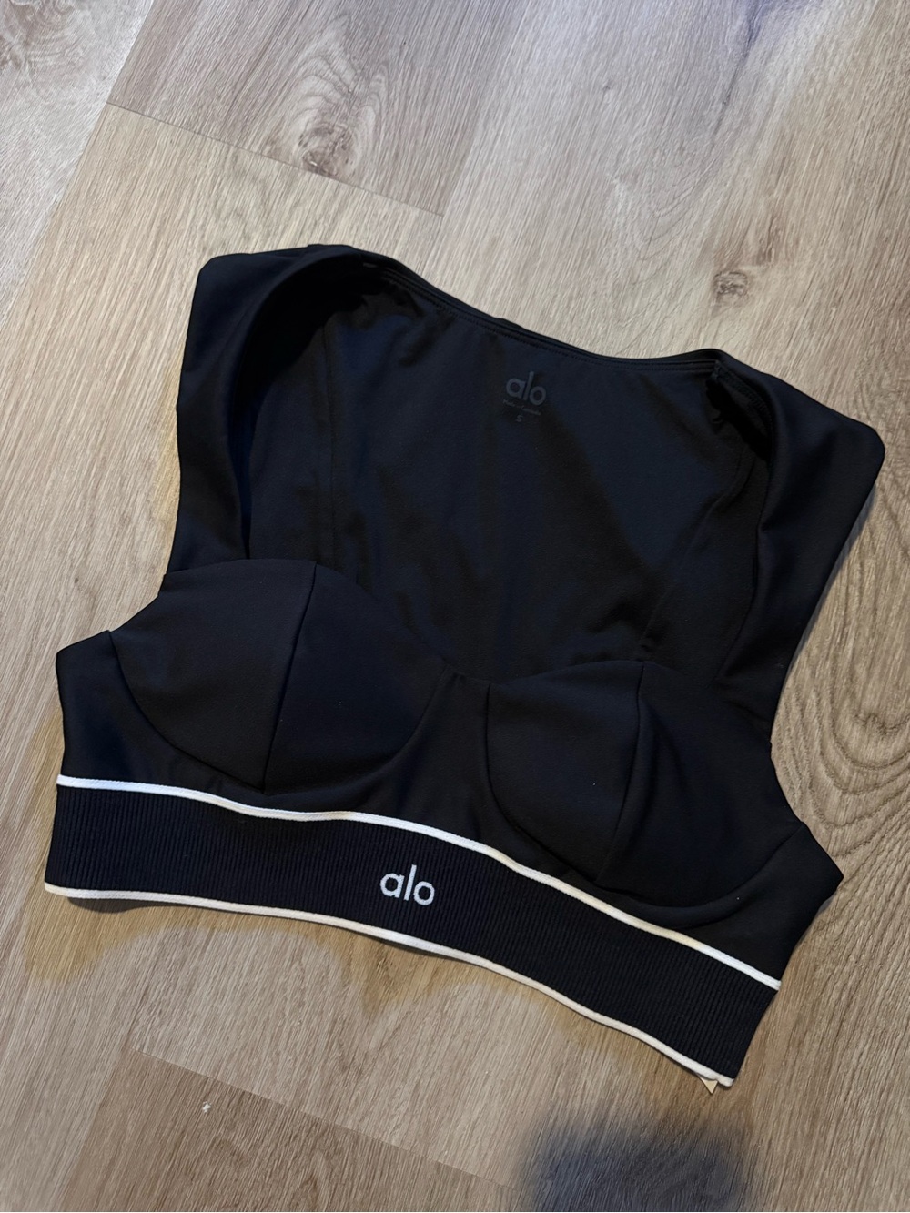 ALO Yoga Black Sports Bra with White Trim
